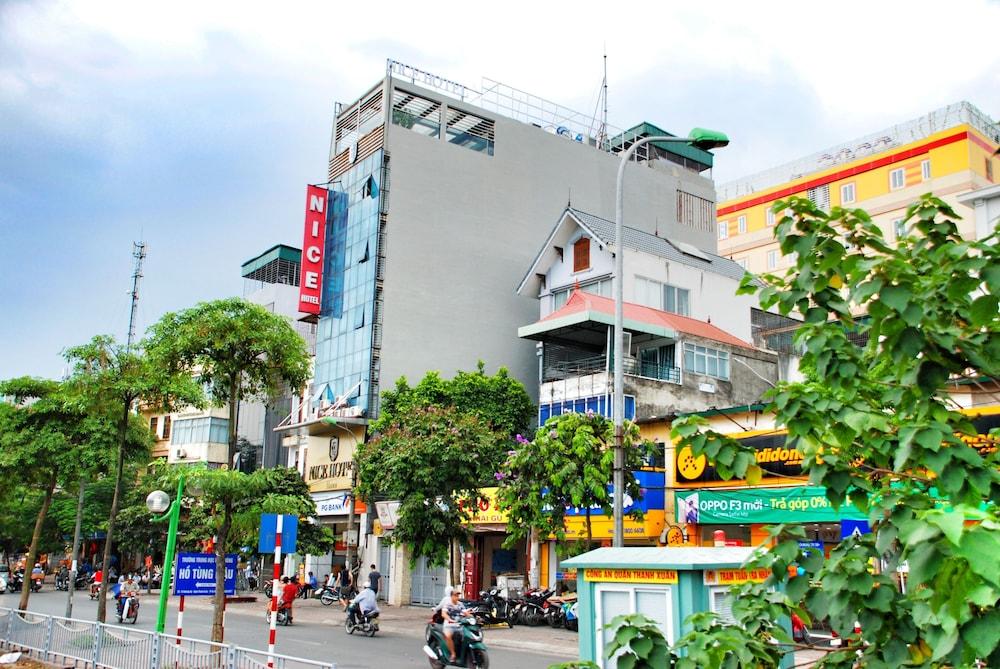 Nice Hotel Hanoi Exteriör bild